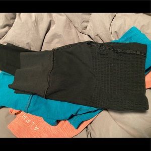 One pair of leggings